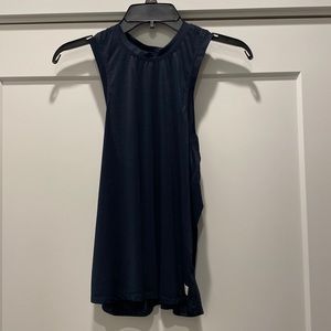 Vuori Mod Tank - Navy - Like New